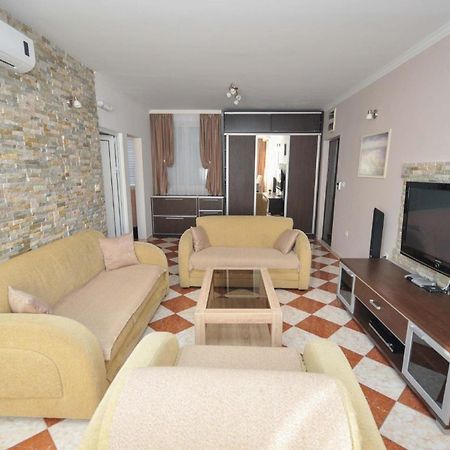 Ferienwohnung Fuer 4 Personen Ca 55 M In Budva, Adriakueste Montenegro Kueste Um Budva Extérieur photo